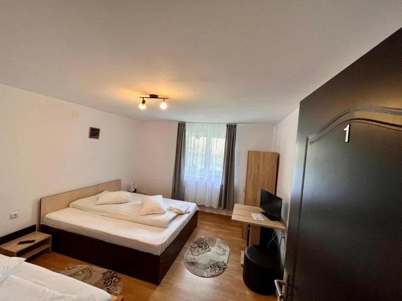 Bran Cazare | Motel (K0462-36) Imaginea poate fi supusă drepturilor de autor. Se recomandă contactarea titularului drepturilor.