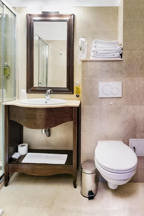 Borsa Szállás | Turisztikai panzió (K1473-26) A kép szerzői jogvédelem alatt állhat. Javasolt a kapcsolatfelvétel a jog tulajdonossal.