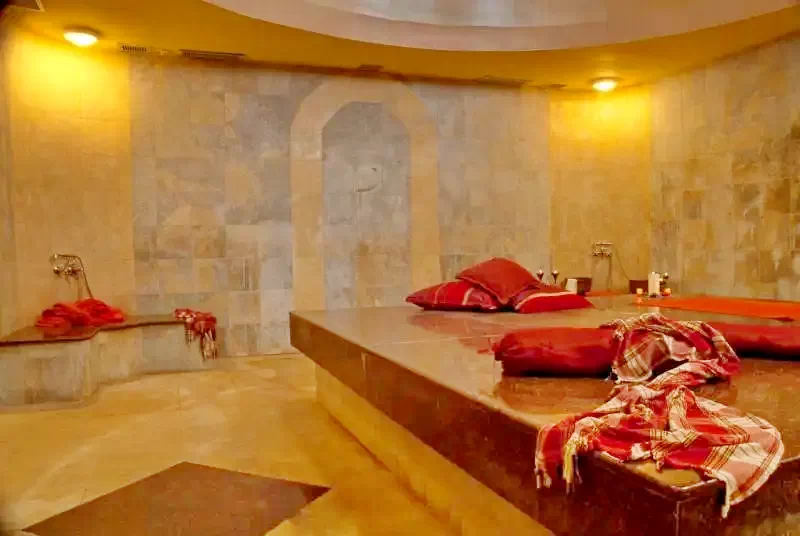 Târgu Mureș Cazare | Hotel**** (K0084-44) Imaginea poate fi supusă drepturilor de autor. Se recomandă contactarea titularului drepturilor.