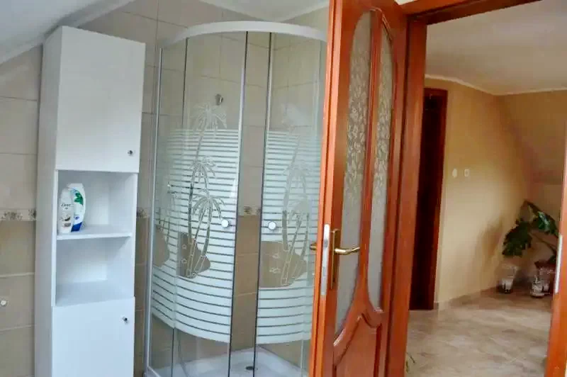 Corund Cazare | Hotel**** (K0173-30) Imaginea poate fi supusă drepturilor de autor. Se recomandă contactarea titularului drepturilor.