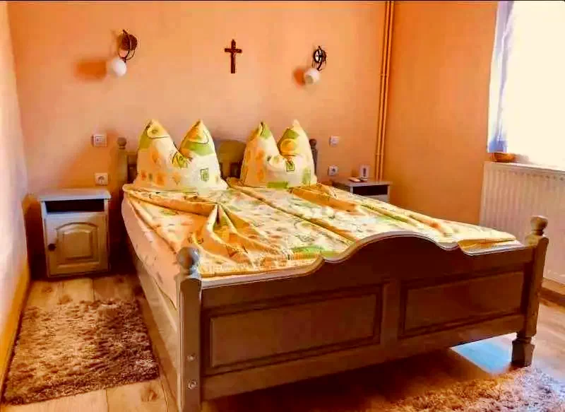 Izvoru Mureșului Cazare | Motel (K0099-5) Imaginea poate fi supusă drepturilor de autor. Se recomandă contactarea titularului drepturilor.