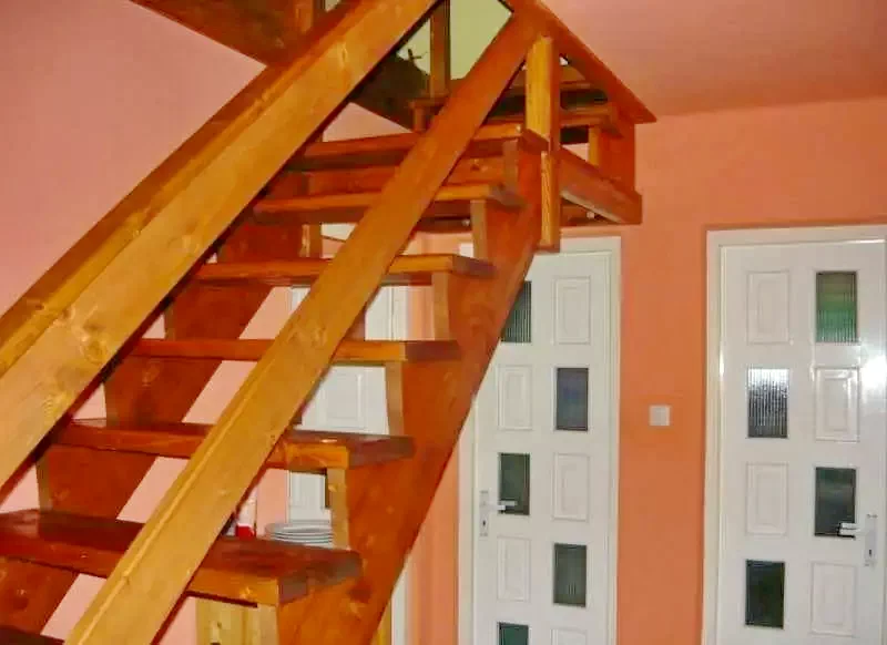 Izvoru Mureșului Cazare | Motel (K0099-7) Imaginea poate fi supusă drepturilor de autor. Se recomandă contactarea titularului drepturilor.