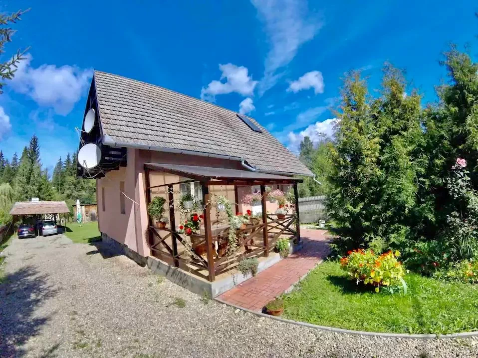 Izvoru Mureșului Cazare | Motel (K0099-14) Imaginea poate fi supusă drepturilor de autor. Se recomandă contactarea titularului drepturilor.