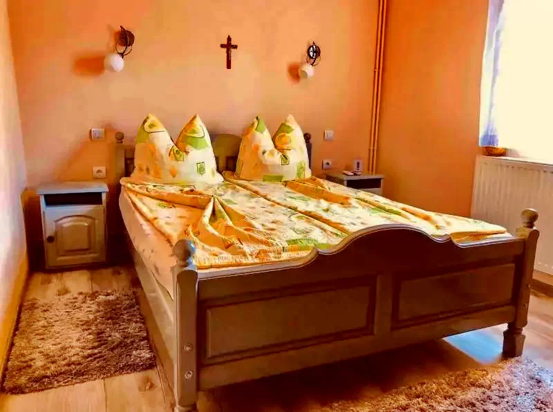 Izvoru Mureșului Cazare | Motel (K0099-18) Imaginea poate fi supusă drepturilor de autor. Se recomandă contactarea titularului drepturilor.