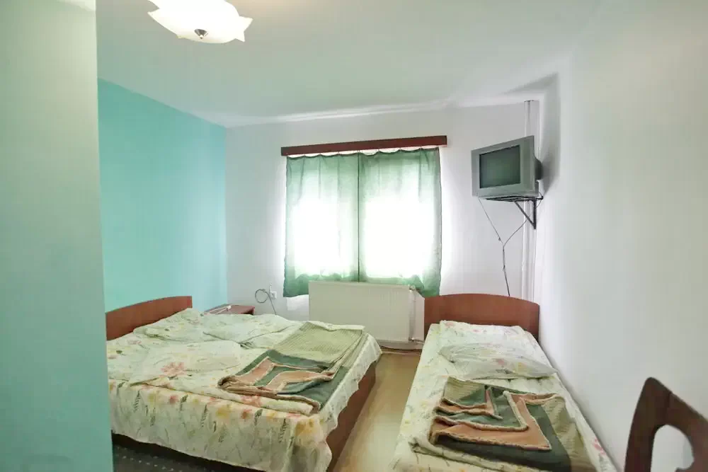 Marosfő Szállás | Motel (K0126-24) A kép szerzői jogvédelem alatt állhat. Javasolt a kapcsolatfelvétel a jog tulajdonossal.