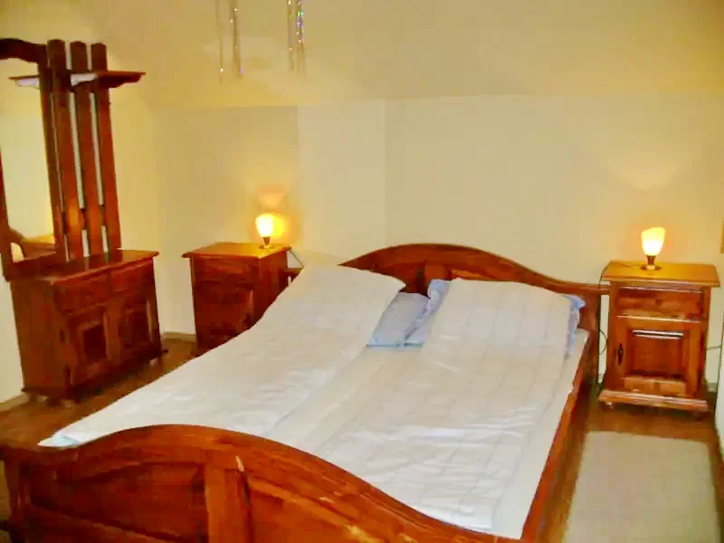 Izvoru Mureșului Cazare | Motel (K0172-20) Imaginea poate fi supusă drepturilor de autor. Se recomandă contactarea titularului drepturilor.