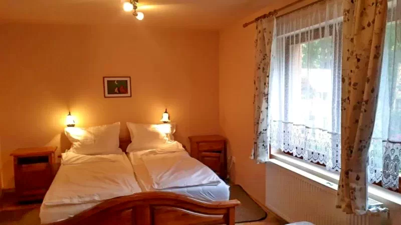 Marosfő Szállás | Motel (K0172-27) A kép szerzői jogvédelem alatt állhat. Javasolt a kapcsolatfelvétel a jog tulajdonossal.