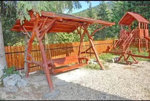 Izvoru Mureșului Cazare | Motel (K0172-35) Imaginea poate fi supusă drepturilor de autor. Se recomandă contactarea titularului drepturilor.