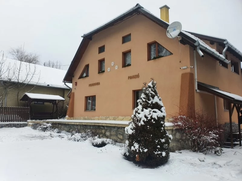 Izvoru Mureșului Cazare | Motel (K0172-40) Imaginea poate fi supusă drepturilor de autor. Se recomandă contactarea titularului drepturilor.