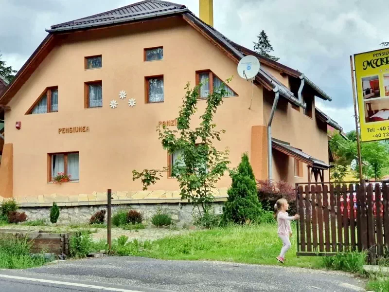 Izvoru Mureșului Cazare | Motel (K0172-45) Imaginea poate fi supusă drepturilor de autor. Se recomandă contactarea titularului drepturilor.