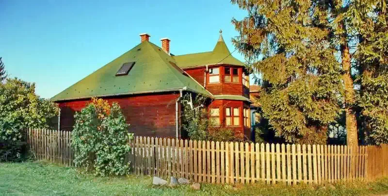 Izvoru Mureșului Cazare | Camping / Popas turistic (K0213-1) Imaginea poate fi supusă drepturilor de autor. Se recomandă contactarea titularului drepturilor.