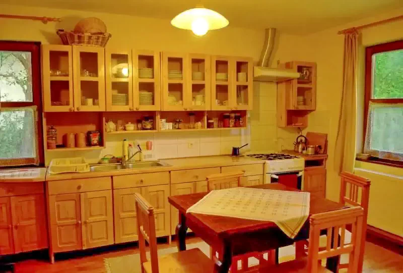 Marosfő Szállás | Kemping / turistapihenő (K0213-3) A kép szerzői jogvédelem alatt állhat. Javasolt a kapcsolatfelvétel a jog tulajdonossal.