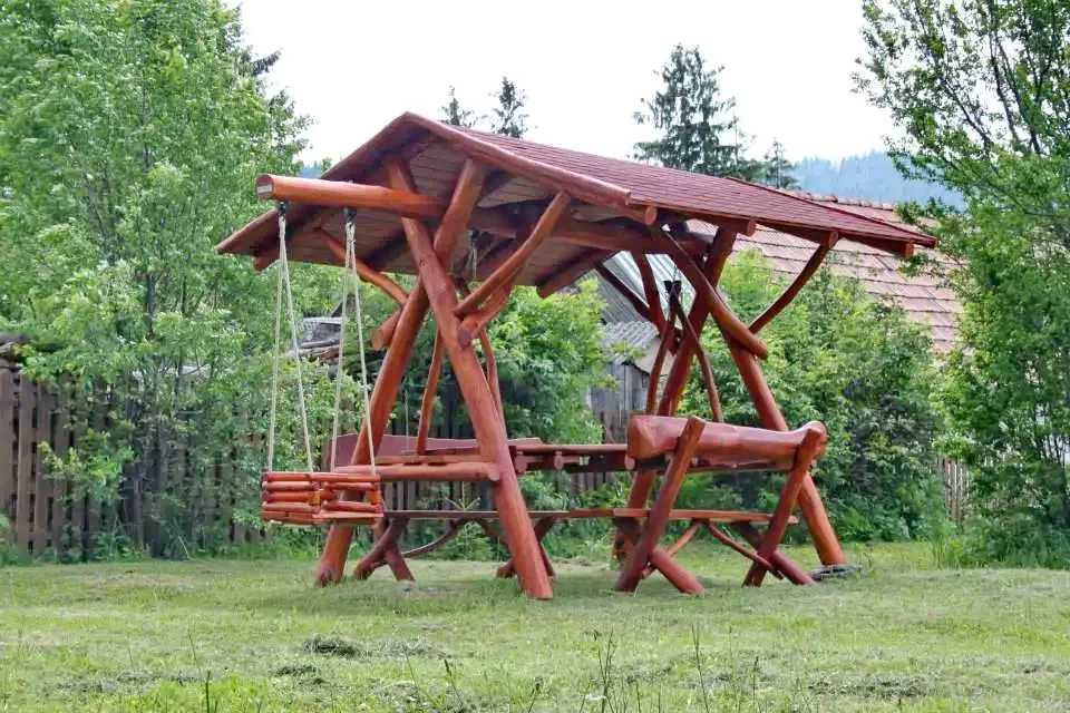 Izvoru Mureșului Cazare | Camping / Popas turistic (K0213-10) Imaginea poate fi supusă drepturilor de autor. Se recomandă contactarea titularului drepturilor.