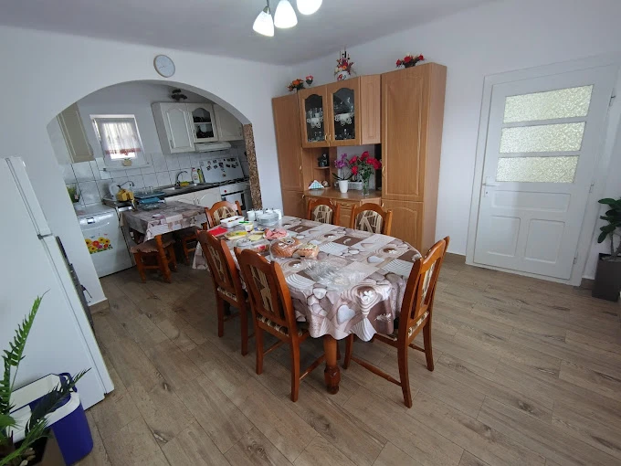 Marosfő Szállás | Motel (K0257-11) A kép szerzői jogvédelem alatt állhat. Javasolt a kapcsolatfelvétel a jog tulajdonossal.