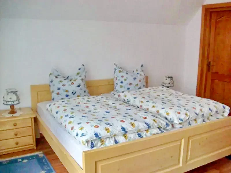 Izvoru Mureșului Cazare | Sat de vacanță (K0266-23) Imaginea poate fi supusă drepturilor de autor. Se recomandă contactarea titularului drepturilor.