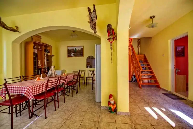 Izvoru Mureșului Cazare | Sat de vacanță (K0287-2) Imaginea poate fi supusă drepturilor de autor. Se recomandă contactarea titularului drepturilor.