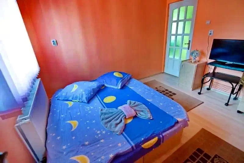 Izvoru Mureșului Cazare | Cabană (K0287-7) Imaginea poate fi supusă drepturilor de autor. Se recomandă contactarea titularului drepturilor.