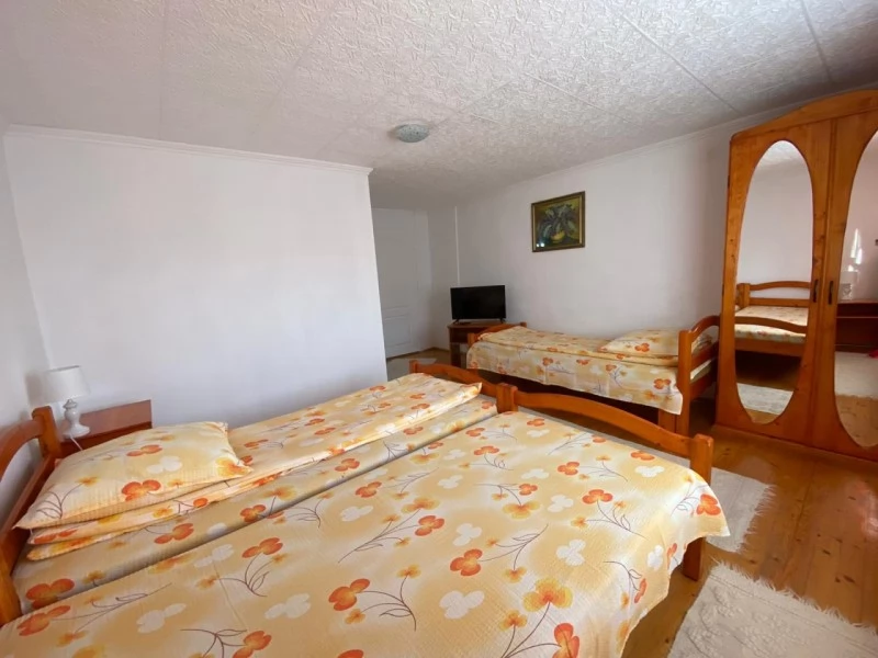 Izvoru Mureșului Cazare | Hotel**** (K0451-10) Imaginea poate fi supusă drepturilor de autor. Se recomandă contactarea titularului drepturilor.