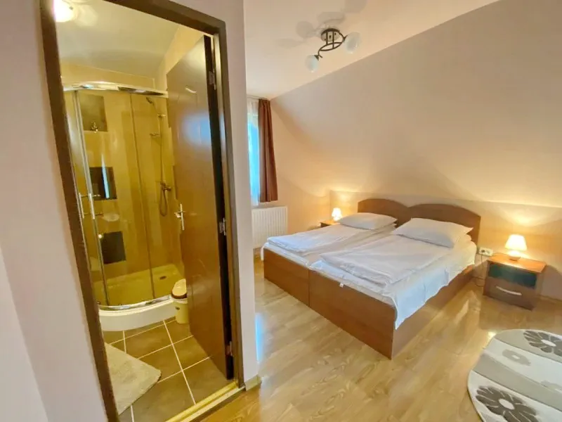 Cazare Izvoru Mureșului - Casa de vacanță Gyopár*** | Marosfő - Gyopár Kulcsosház***. Imaginea poate fi supusă drepturilor de autor. Se recomandă contactarea titularului drepturilor.