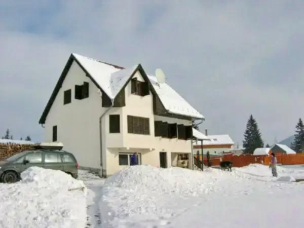 Marosfő Szállás | Motel (K0453-28) A kép szerzői jogvédelem alatt állhat. Javasolt a kapcsolatfelvétel a jog tulajdonossal.