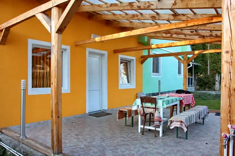 Izvoru Mureșului Cazare | Cabană (K0455-11) Imaginea poate fi supusă drepturilor de autor. Se recomandă contactarea titularului drepturilor.