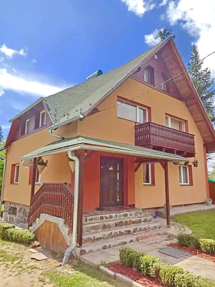 Izvoru Mureșului Cazare | Sat de vacanță (K0456-2) Imaginea poate fi supusă drepturilor de autor. Se recomandă contactarea titularului drepturilor.