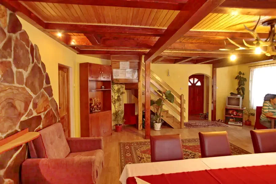 Marosfő Szállás | Üdülőfalu (K0456-12) A kép szerzői jogvédelem alatt állhat. Javasolt a kapcsolatfelvétel a jog tulajdonossal.