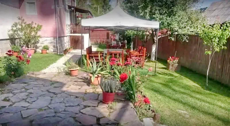 Izvoru Mureșului Cazare | Motel (K0458-9) Imaginea poate fi supusă drepturilor de autor. Se recomandă contactarea titularului drepturilor.