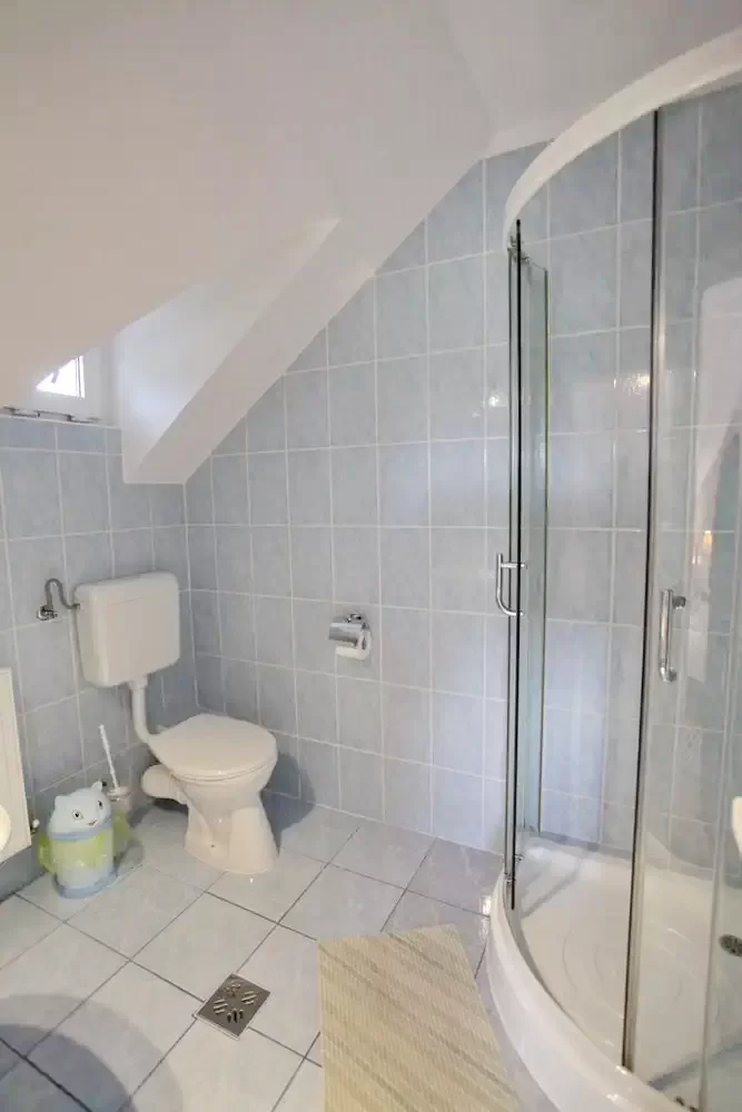 Izvoru Mureșului Cazare | Motel (K0458-17) Imaginea poate fi supusă drepturilor de autor. Se recomandă contactarea titularului drepturilor.