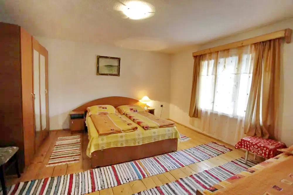 Marosfő Szállás | Motel (K0458-22) A kép szerzői jogvédelem alatt állhat. Javasolt a kapcsolatfelvétel a jog tulajdonossal.