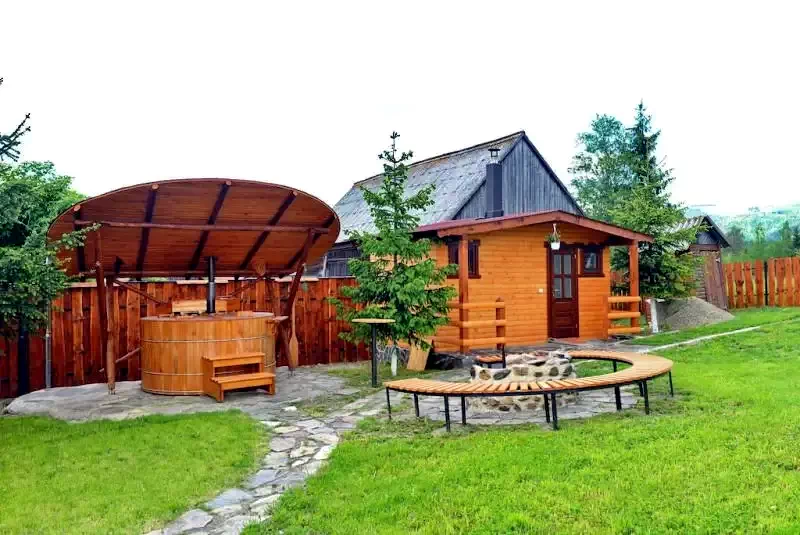 Marosfő Szállás | Motel (K0467-2) A kép szerzői jogvédelem alatt állhat. Javasolt a kapcsolatfelvétel a jog tulajdonossal.