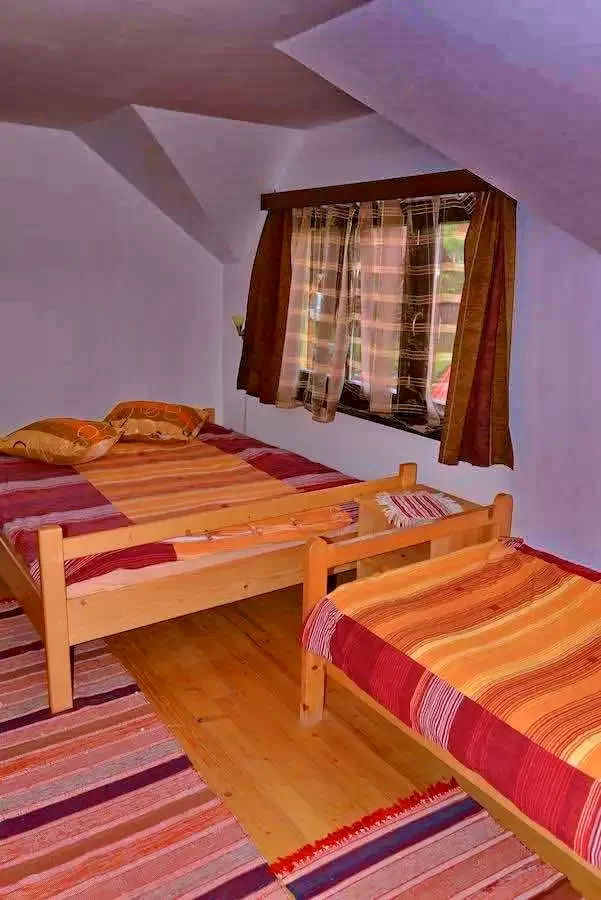 Marosfő Szállás | Motel (K0467-16) A kép szerzői jogvédelem alatt állhat. Javasolt a kapcsolatfelvétel a jog tulajdonossal.