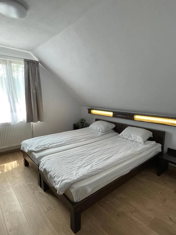 Marosfő Szállás | Motel (K0467-34) A kép szerzői jogvédelem alatt állhat. Javasolt a kapcsolatfelvétel a jog tulajdonossal.