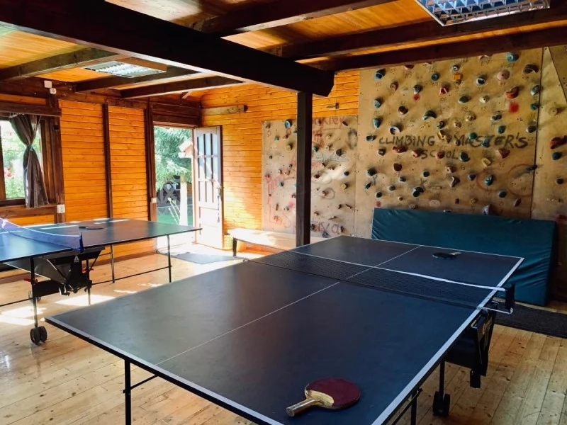 Izvoru Mureșului Cazare | Pensiune (K0467-40) Imaginea poate fi supusă drepturilor de autor. Se recomandă contactarea titularului drepturilor.