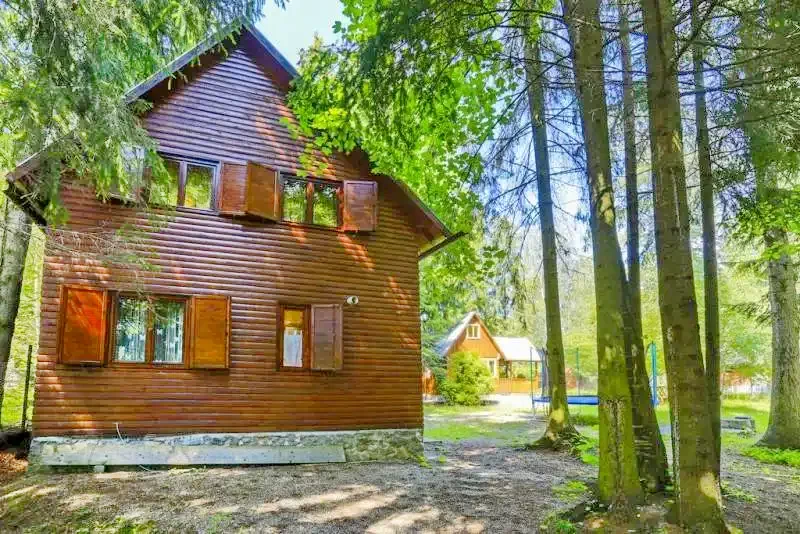 Marosfő Szállás | Kulcsosház / Turisztikai faház (K0468-1) A kép szerzői jogvédelem alatt állhat. Javasolt a kapcsolatfelvétel a jog tulajdonossal.