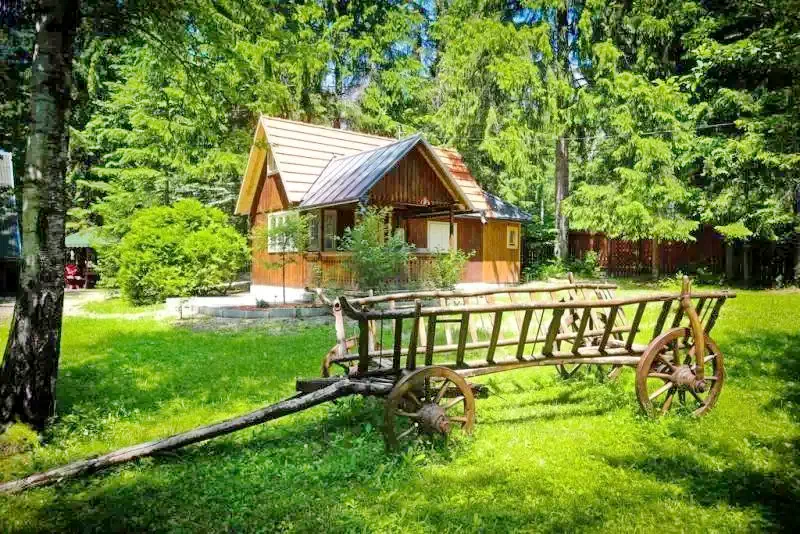 Marosfő Szállás | Üdülőfalu (K0468-34) A kép szerzői jogvédelem alatt állhat. Javasolt a kapcsolatfelvétel a jog tulajdonossal.