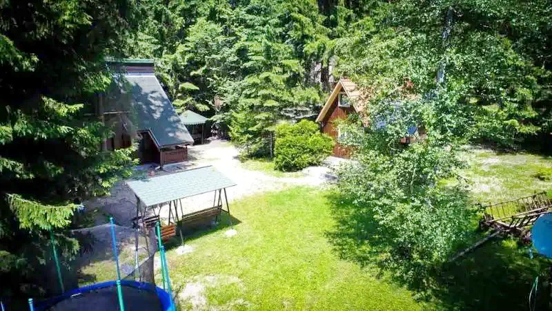 Izvoru Mureșului Cazare | Sat de vacanță (K0468-40) Imaginea poate fi supusă drepturilor de autor. Se recomandă contactarea titularului drepturilor.