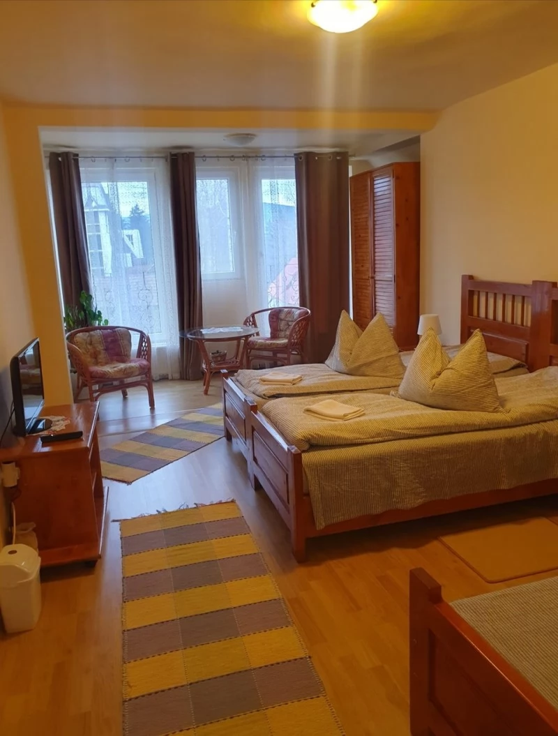 Marosfő Szállás | Motel (K0612-8) A kép szerzői jogvédelem alatt állhat. Javasolt a kapcsolatfelvétel a jog tulajdonossal.