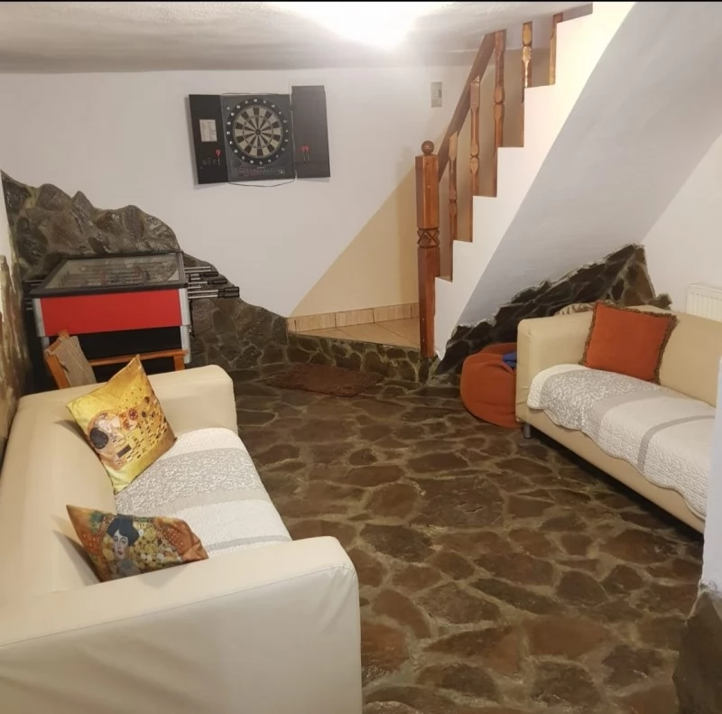 Marosfő Szállás | Motel (K0612-15) A kép szerzői jogvédelem alatt állhat. Javasolt a kapcsolatfelvétel a jog tulajdonossal.