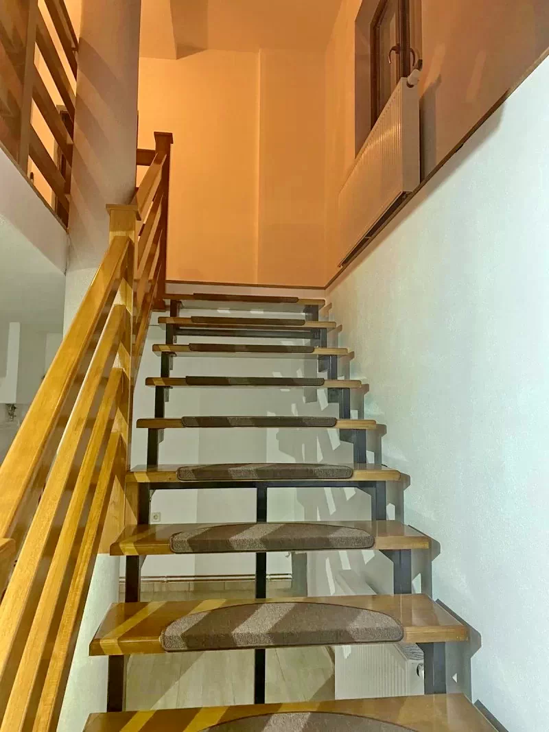 Izvoru Mureșului Cazare | Motel (K1418-7) Imaginea poate fi supusă drepturilor de autor. Se recomandă contactarea titularului drepturilor.