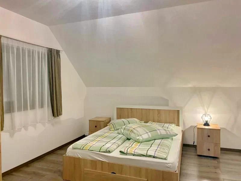 Izvoru Mureșului Cazare | Motel (K1418-13) Imaginea poate fi supusă drepturilor de autor. Se recomandă contactarea titularului drepturilor.