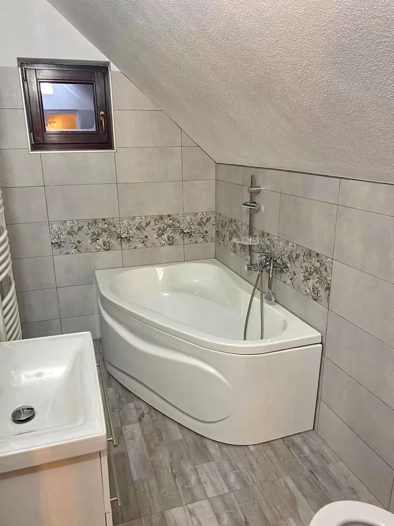 Marosfő Szállás | Motel (K1418-14) A kép szerzői jogvédelem alatt állhat. Javasolt a kapcsolatfelvétel a jog tulajdonossal.