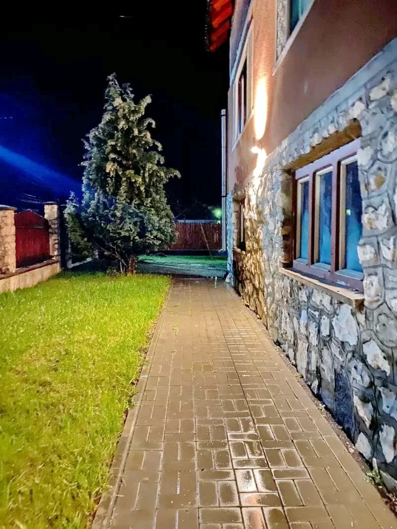 Izvoru Mureșului Cazare | Motel (K1418-24) Imaginea poate fi supusă drepturilor de autor. Se recomandă contactarea titularului drepturilor.