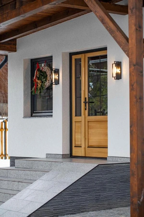 Izvoru Mureșului Cazare | Camping / Popas turistic (K1521-33) Imaginea poate fi supusă drepturilor de autor. Se recomandă contactarea titularului drepturilor.