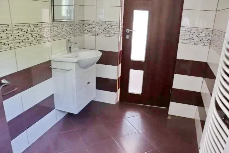 Sovata Cazare | Hotel**** (K0685-29) Imaginea poate fi supusă drepturilor de autor. Se recomandă contactarea titularului drepturilor.