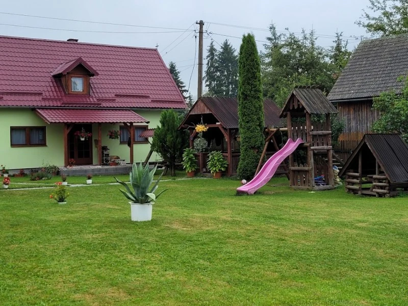 Marosfő Szállás | Kulcsosház (K0503-2) A kép szerzői jogvédelem alatt állhat. Javasolt a kapcsolatfelvétel a jog tulajdonossal.