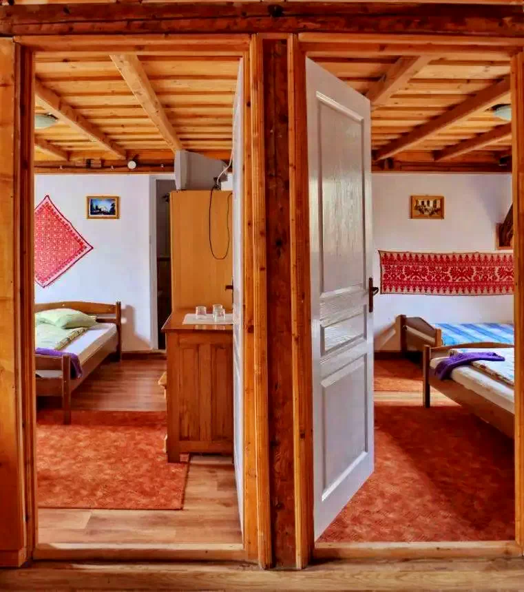 Cazare Rimetea - Pensiunea Panoráma** | Torockó - Panoráma Panzió**. Imaginea poate fi supusă drepturilor de autor. Se recomandă contactarea titularului drepturilor.