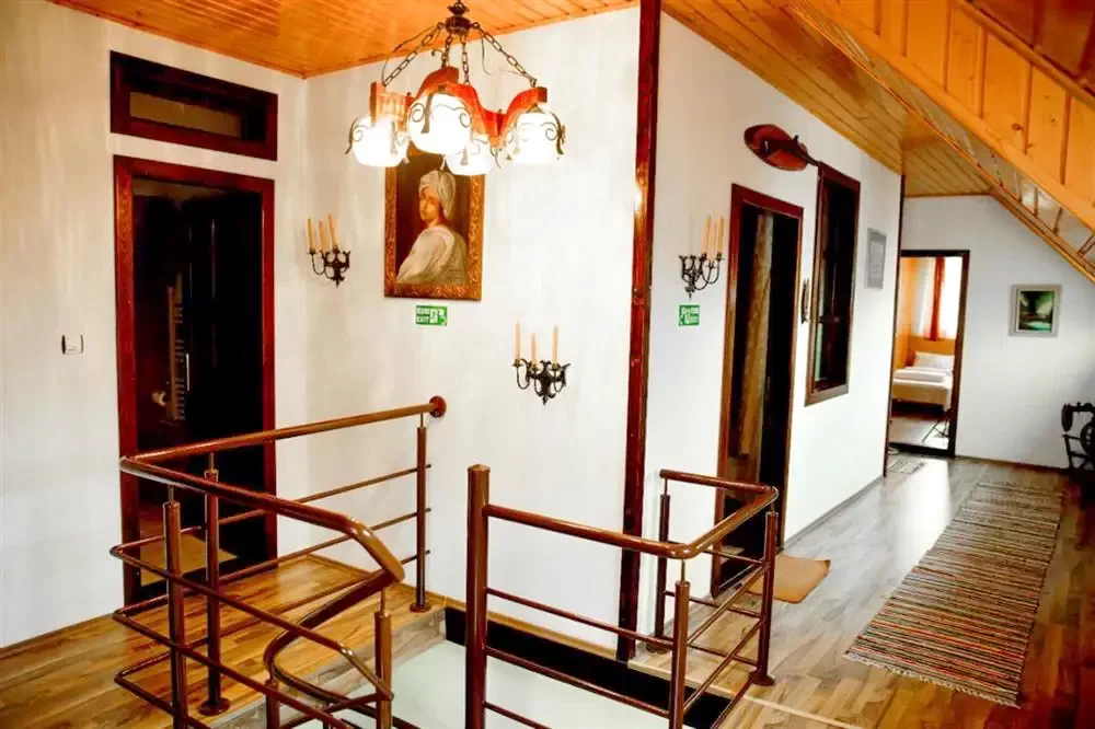 Rimetea Cazare | Hotel**** (K0346-14) Imaginea poate fi supusă drepturilor de autor. Se recomandă contactarea titularului drepturilor.