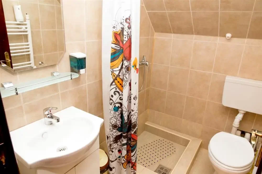 Rimetea Cazare | Hotel**** (K0346-36) Imaginea poate fi supusă drepturilor de autor. Se recomandă contactarea titularului drepturilor.