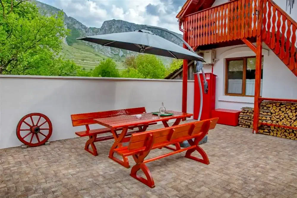 Rimetea Cazare | Hotel**** (K0346-45) Imaginea poate fi supusă drepturilor de autor. Se recomandă contactarea titularului drepturilor.